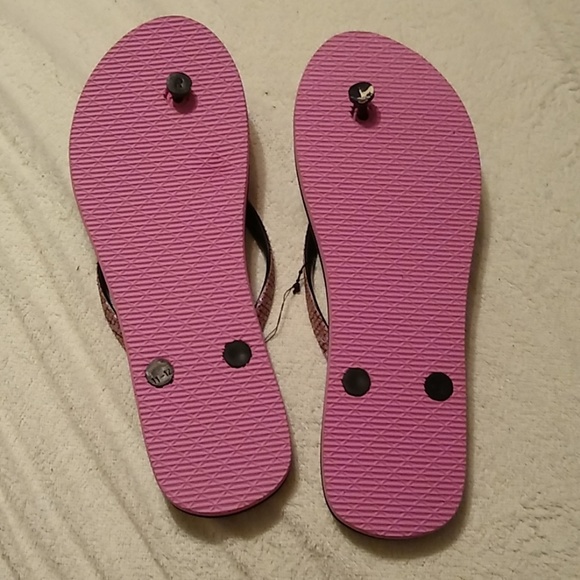 Rockin - Picture 2 of 2